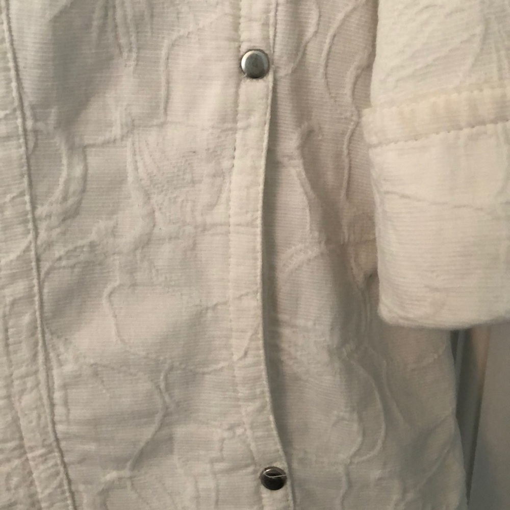 Coldwater Creek embossed casual jacket - Picture 5 of 9